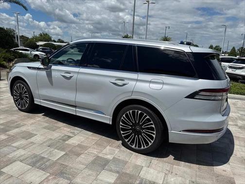 2025 Lincoln Aviator Black Label AWD