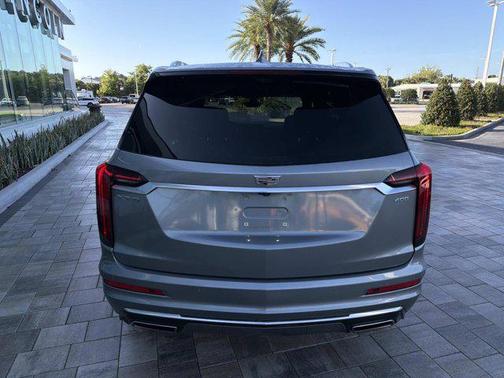 2024 Cadillac XT6 Premium Luxury FWD