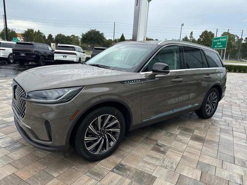 2025 Lincoln Aviator Premiere