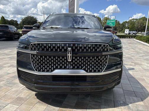 2025 Lincoln Navigator Reserve