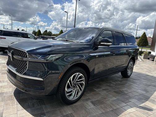 2025 Lincoln Navigator Reserve