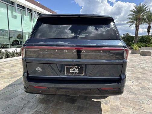 2025 Lincoln Navigator Reserve