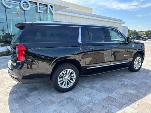 2024 GMC Yukon XL SLT