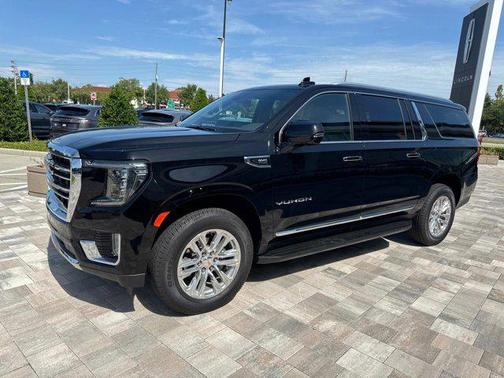 2024 GMC Yukon XL SLT