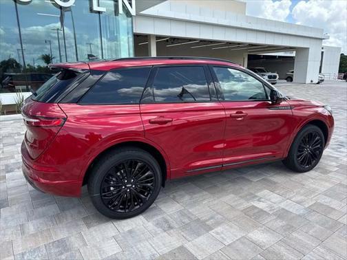 2025 Lincoln Corsair Premiere