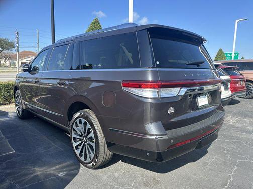 2024 Lincoln Navigator Reserve