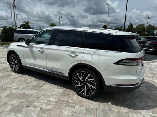 2025 Lincoln Aviator Reserve AWD
