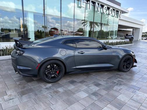 Shadow Gray Metallic 2019 Chevrolet Camaro ZL1