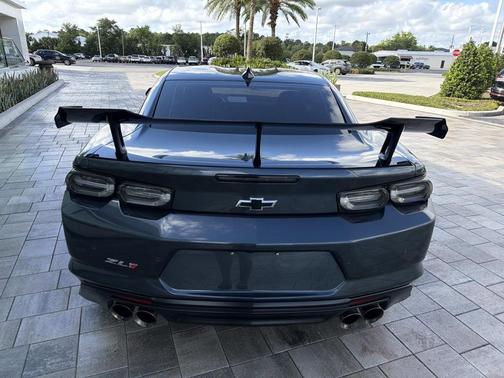 Shadow Gray Metallic 2019 Chevrolet Camaro ZL1