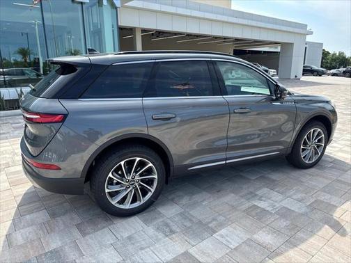 2025 Lincoln Corsair Premiere