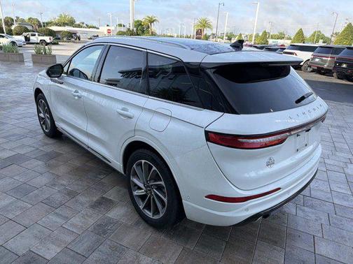 Pristine White Metallic Tri-Coat 2022 Lincoln Corsair Grand Touring