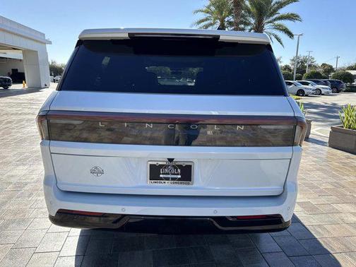 2026 Lincoln Navigator Reserve