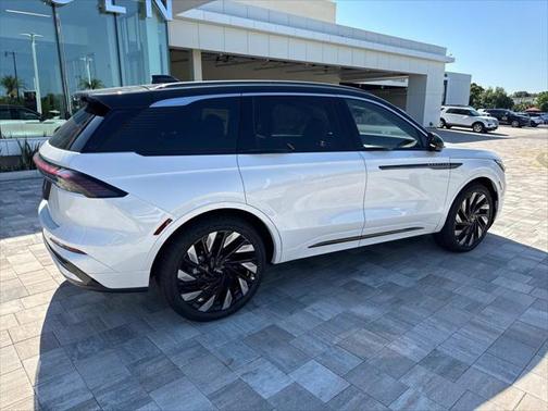 2025 Lincoln Nautilus Black Label