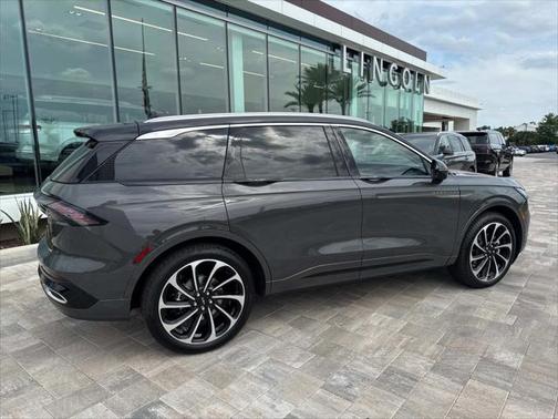 2025 Lincoln Nautilus Black Label