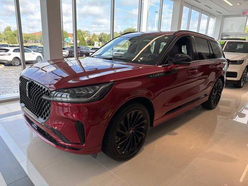 RED CARPET MET TC 2026 Lincoln Aviator Reserve