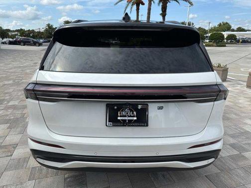2025 Lincoln Nautilus Black Label