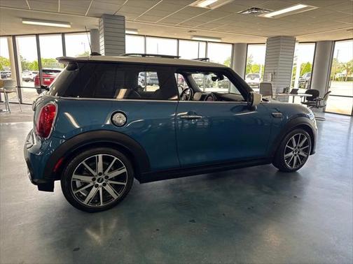 2022 MINI Hardtop Cooper S