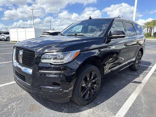 2023 Lincoln Navigator Reserve