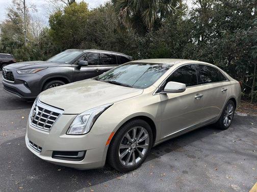 2013 Cadillac XTS Base
