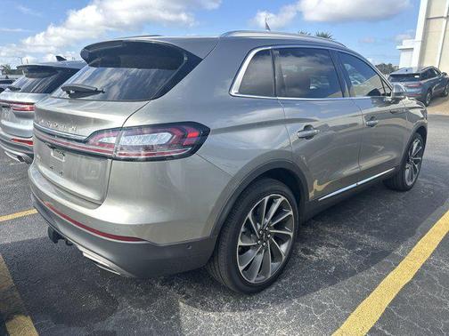 2023 Lincoln Nautilus Reserve