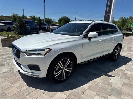 2018 Volvo XC60 T6 Momentum