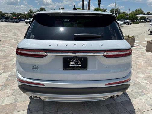 2025 Lincoln Corsair Premiere