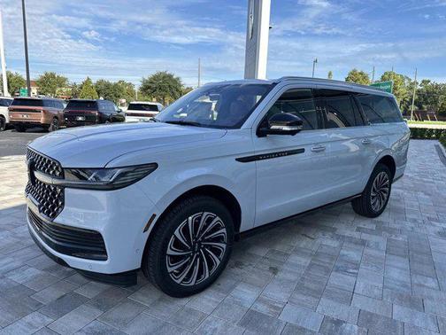 2025 Lincoln Navigator Black Label