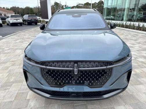 2025 Lincoln Nautilus Reserve