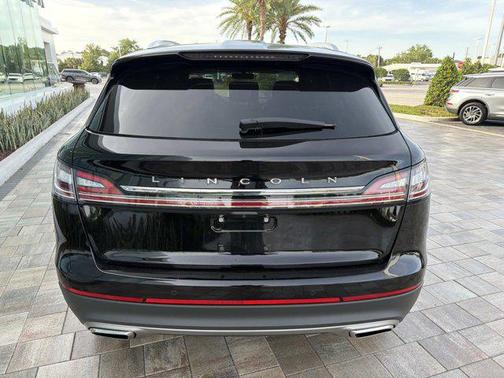 Infinite Black Metallic Clearcoat 2023 Lincoln Nautilus Reserve