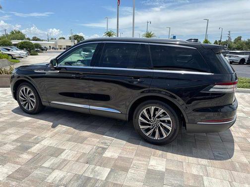 2025 Lincoln Aviator Premiere