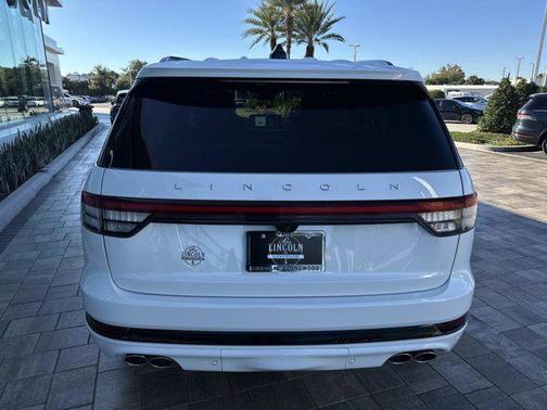 pristine white metallic tri-coat 2026 Lincoln Aviator Premiere