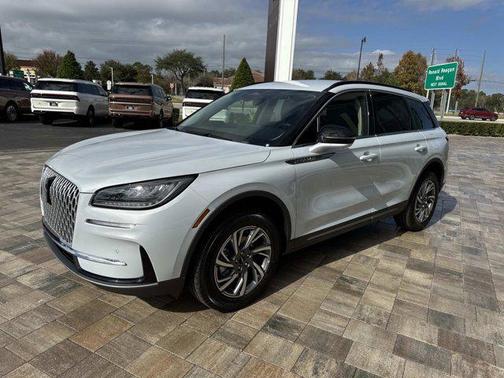 Crystal White Metallic Clearcoat 2026 Lincoln Corsair Premiere