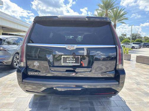 2016 Cadillac Escalade Premium