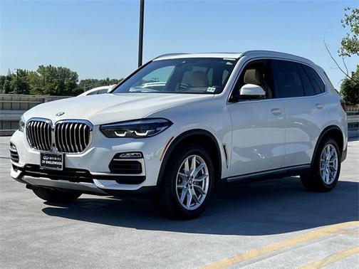 Photo 2 of 29 of 2020 BMW X5 xDrive40i