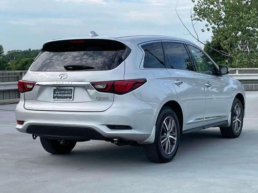 Photo 4 of 35 of 2019 INFINITI QX60 Pure