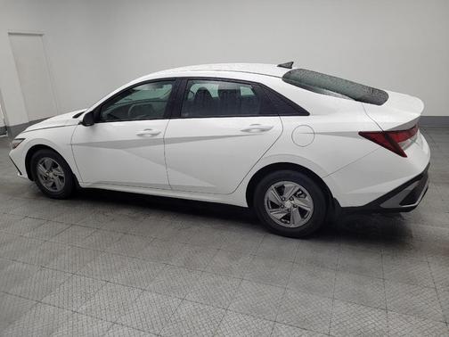 Serenity White 2025 Hyundai ELANTRA SE