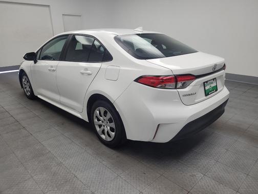 Ice Cap 2024 Toyota Corolla LE
