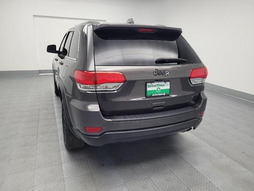 2019 Jeep Grand Cherokee Laredo