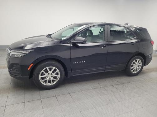 Mosaic Black Metallic 2023 Chevrolet Equinox LS
