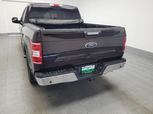 Red 2018 Ford F-150 XLT