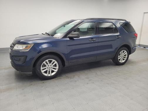 2017 Ford Explorer Base