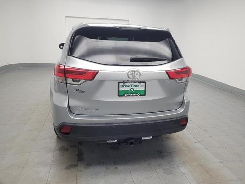 2019 Toyota Highlander LE I4