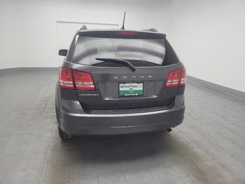 Granite Pearlcoat 2017 Dodge Journey SE