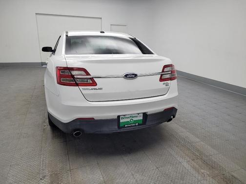 White 2014 Ford Taurus SEL