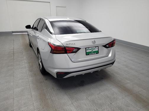 Brilliant Silver Metallic 2020 Nissan Altima S FWD