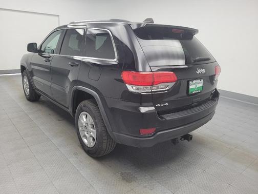 2017 Jeep Grand Cherokee Laredo