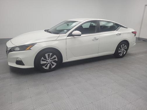 2022 Nissan Altima S FWD