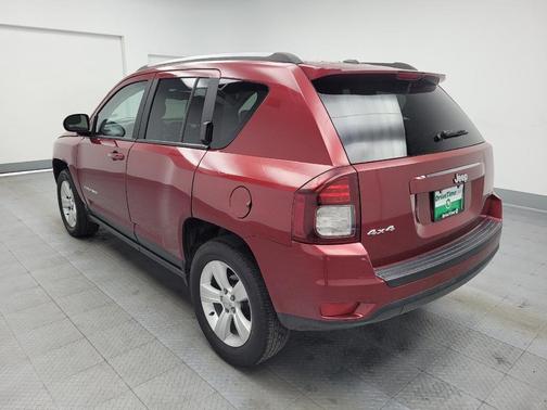 Deep Cherry Red Crystal Pearlcoat 2017 Jeep Compass Latitude