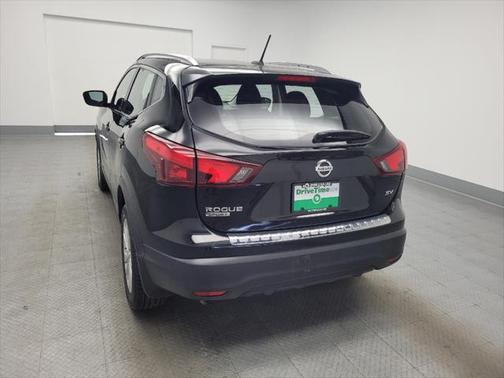 2018 Nissan Rogue Sport SV
