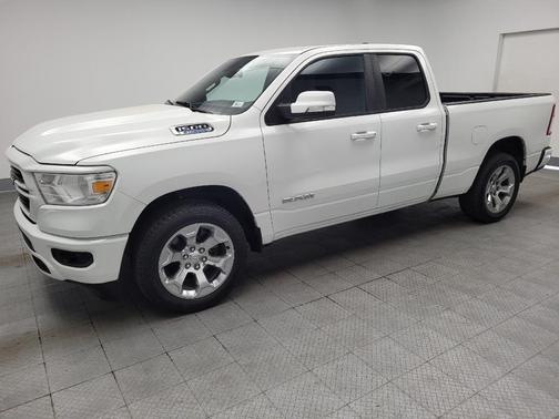 Bright White Clearcoat 2021 RAM 1500 Big Horn/Lone Star